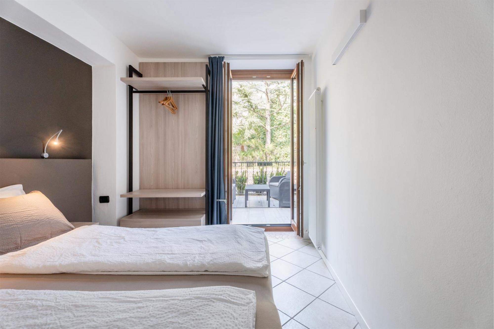 Residence Villa Degli Aranci Riva del Garda Luaran gambar