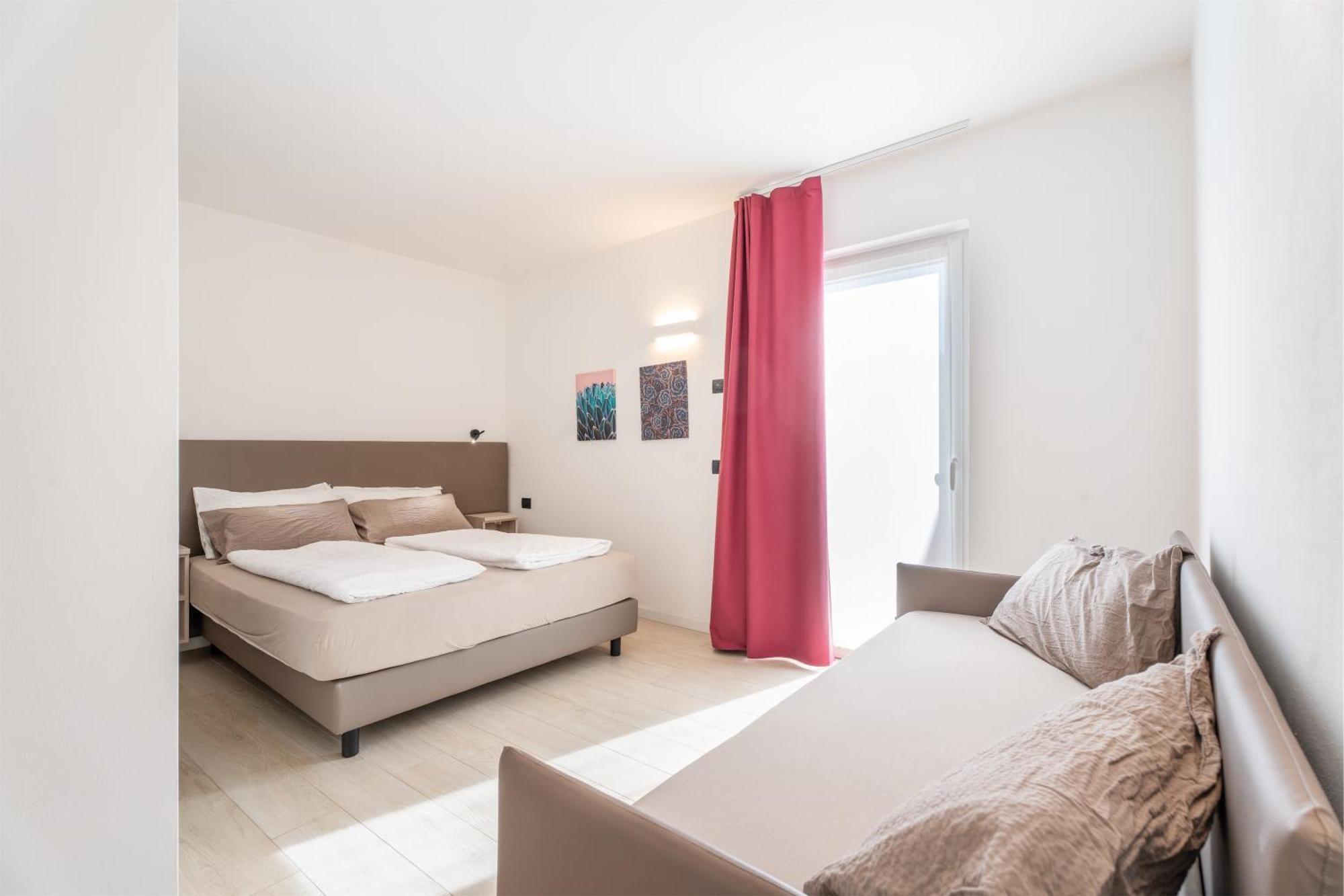 Residence Villa Degli Aranci Riva del Garda Luaran gambar