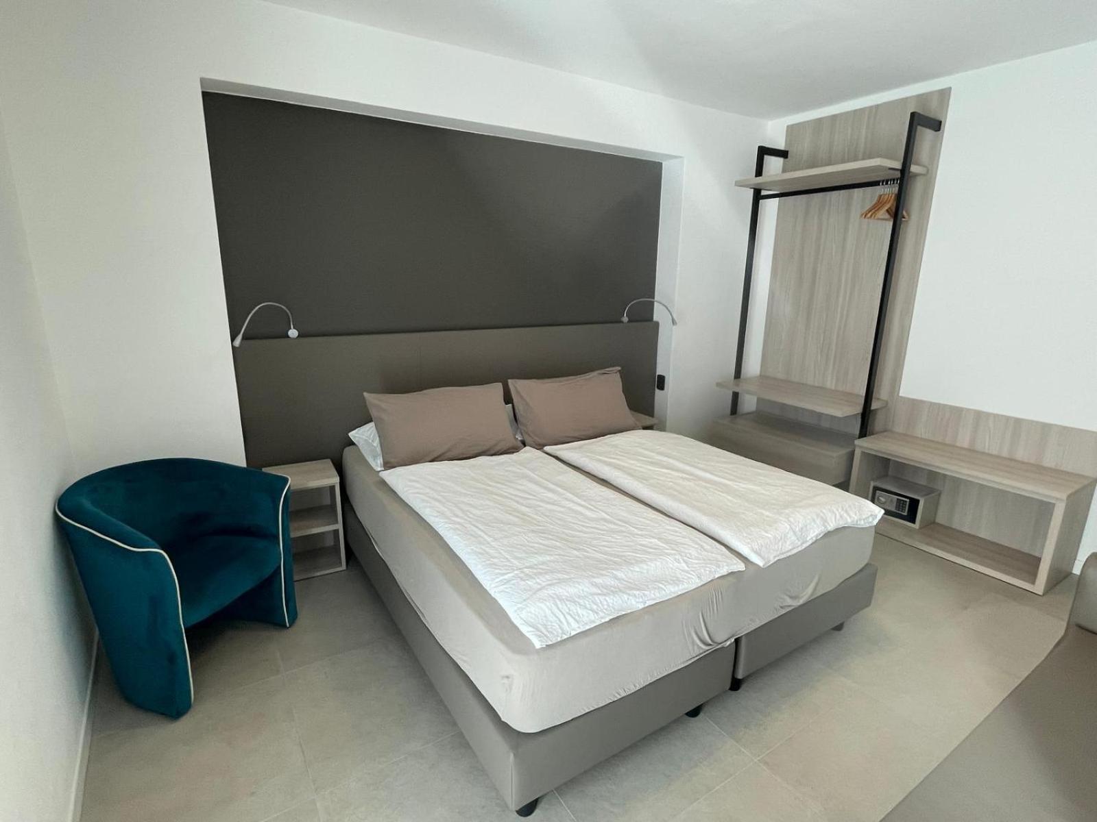 Residence Villa Degli Aranci Riva del Garda Luaran gambar